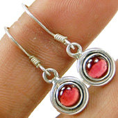 Amazing 925 Sterling Silver Garnet CabEarring