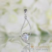 Moonstone Pendant-Esplendor